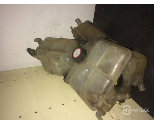 Silecek Su Deposu FORD Focus Silecek Su Deposu FORD Focus
