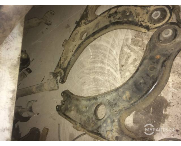 Rot Kolu AUDI A3 Rot Kolu AUDI A3