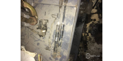 Kaput Amortisörü AUDI A4 1996-2001