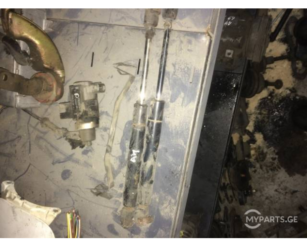 Kaput Amortisörü AUDI A4 1996-2001