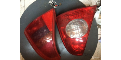 Arka Far RENAULT Clio 1997-2006 Arka Far RENAULT Clio 1997-2006