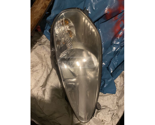 Ön Far FIAT Punto 2003-2009