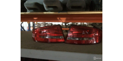 Arka Stop Lambası AUDI A4 2008-2012 Arka Stop Lambası AUDI A4 2008-2012