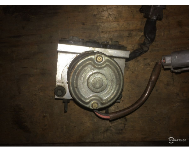 ABS Pompası HYUNDAI Tiburon 1996-2000 ABS Pompası HYUNDAI Tiburon 1996-2000