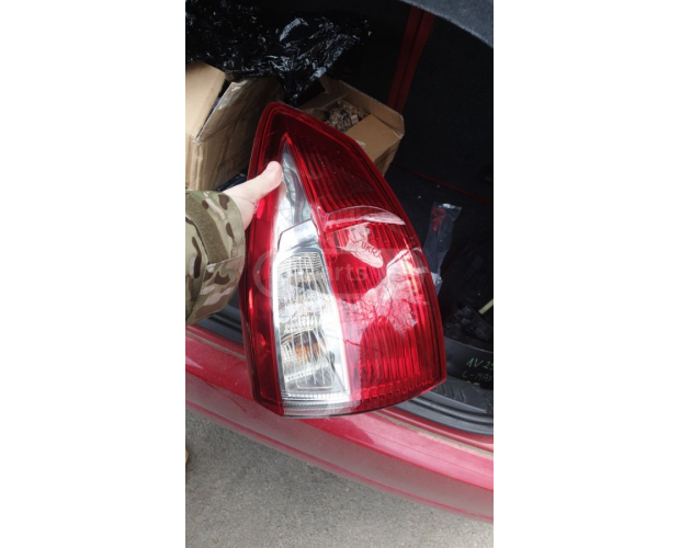 Arka Far FORD C-MAX 2010-2017 Arka Far FORD C-MAX 2010-2017