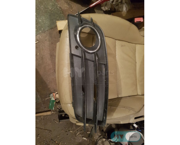 Tampon Izgarası AUDI A4 2010-2015 Tampon Izgarası AUDI A4 2010-2015