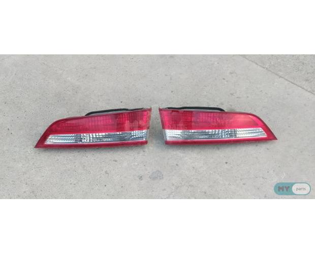 Arka Stop Lambası HONDA Elysion 2004-2008 Arka Stop Lambası HONDA Elysion 2004-2008