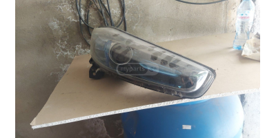 Ön Far RENAULT Zoe 2012-2019 Ön Far RENAULT Zoe 2012-2019