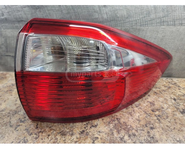 Arka Far FORD C-MAX 2013-2016 Arka Far FORD C-MAX 2013-2016