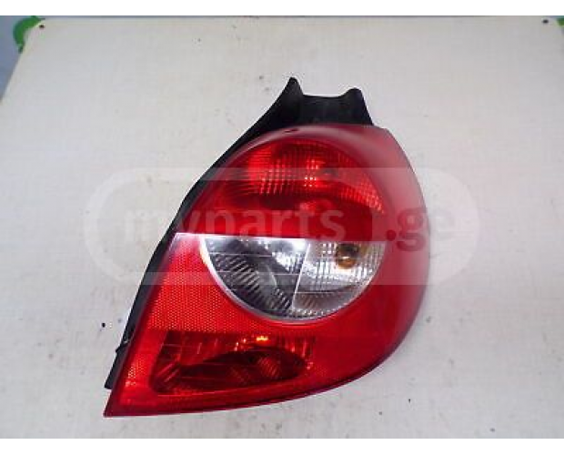 Arka Far RENAULT Clio 2006-2008 Arka Far RENAULT Clio 2006-2008
