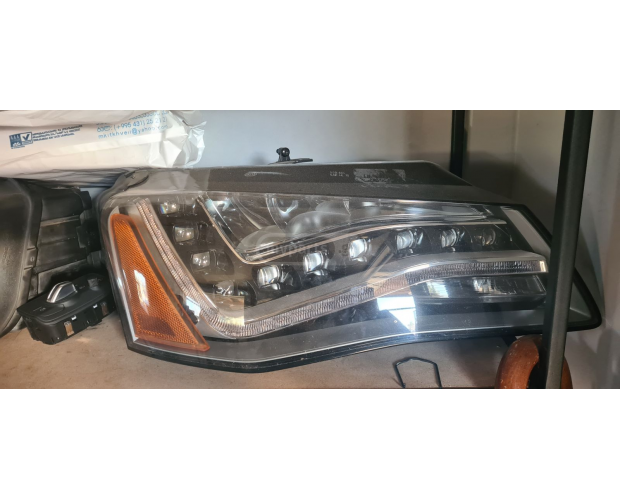 Ön Far AUDI A8 2012-2016