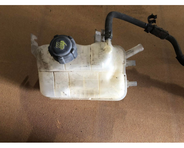 Genleşme Deposu RENAULT Megane 2008-2015