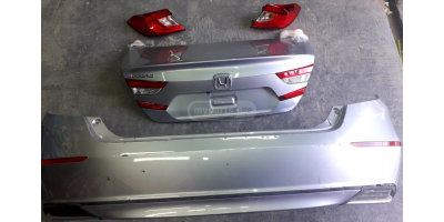 Arka Stop Lambası HONDA Accord 2018-2023 Arka Stop Lambası HONDA Accord 2018-2023