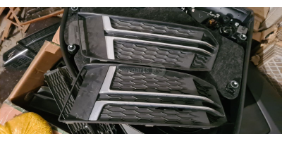 Sis Farı Çerçevesi AUDI A4 2015-2023 Sis Farı Çerçevesi AUDI A4 2015-2023