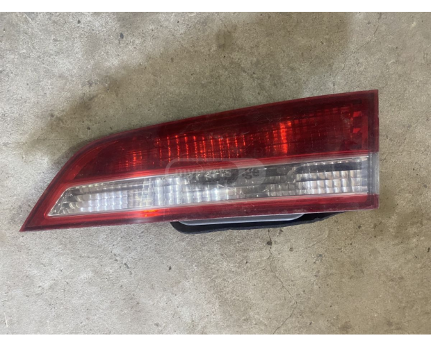 Arka Stop Lambası HONDA Elysion 2002-2007 Arka Stop Lambası HONDA Elysion 2002-2007
