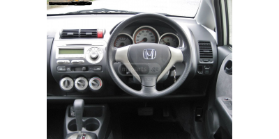 Direksiyon Airbag Kapağı HONDA FIT 2004-2006 Direksiyon Airbag Kapağı HONDA FIT 2004-2006