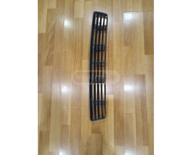Tampon Izgarası AUDI A4 1994-1999 Tampon Izgarası AUDI A4 1994-1999