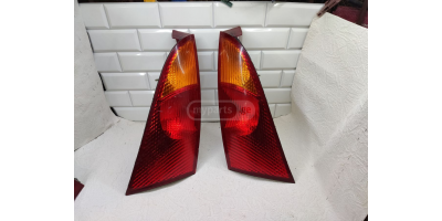 Arka Far FORD Focus 1997-2005 Arka Far FORD Focus 1997-2005