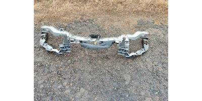 Radyatör Çerçevesi FORD C-MAX 2012-2017 Radyatör Çerçevesi FORD C-MAX 2012-2017