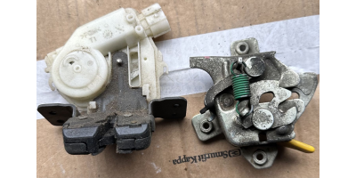 Kaput Kilidi FIAT 500 2011-2023 Kaput Kilidi FIAT 500 2011-2023