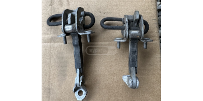 Kapı Menteşesi FIAT 500 2011-2023 Kapı Menteşesi FIAT 500 2011-2023