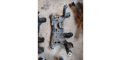 Arka Aks FORD C-MAX 2012-2018 Arka Aks FORD C-MAX 2012-2018