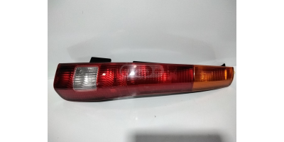Arka Stop Lambası HONDA CRV 2002-2004 Arka Stop Lambası HONDA CRV 2002-2004