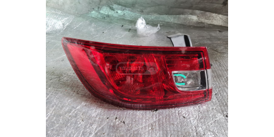Arka Far RENAULT Clio 2012-2015 Arka Far RENAULT Clio 2012-2015