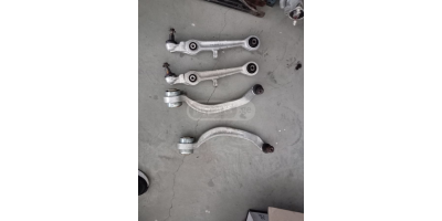 Rot Kolu AUDI A4 1997-2000 Rot Kolu AUDI A4 1997-2000
