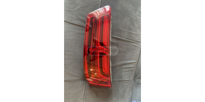 Arka Stop Lambası AUDI Q7 2015-2020 Arka Stop Lambası AUDI Q7 2015-2020