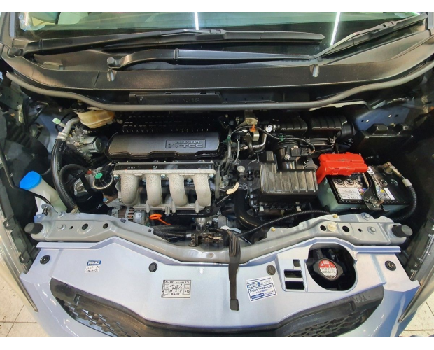 Radyatör Üst Muhafazası HONDA FIT 2008-2017 Radyatör Üst Muhafazası HONDA FIT 2008-2017