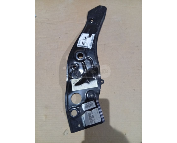 Radyatör Panel Braketi RENAULT Duster 2020-2021