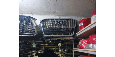 Ön Panjur AUDI Q5 2013-2016 Ön Panjur AUDI Q5 2013-2016