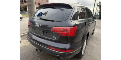 Arka Stop Lambası AUDI Q7 2005-2025
