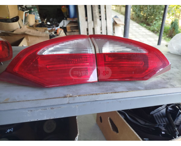 Arka Far FORD Fiesta 2014-2019 Arka Far FORD Fiesta 2014-2019