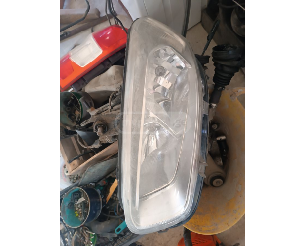 Ön Far FORD Courier 2017-2023 Ön Far FORD Courier 2017-2023