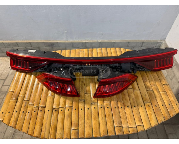 Arka Stop Lambası AUDI Q8 2019-2024