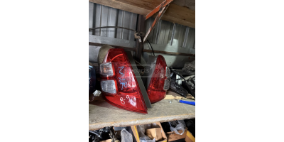 Arka Stop Lambası HONDA FIT 2008-2010