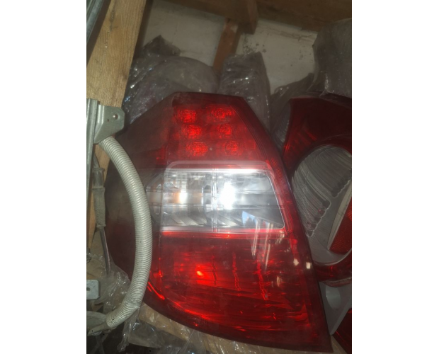 Arka Stop Lambası HONDA FIT 2010-2012 Arka Stop Lambası HONDA FIT 2010-2012