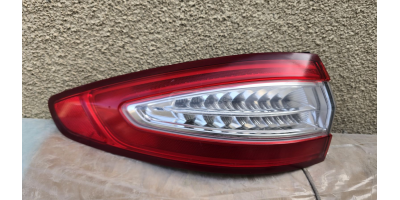 Arka Far FORD Fusion 2013-2016