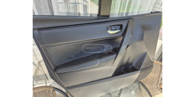 Kapı Döşemesi TOYOTA Corolla 2013-2019 Kapı Döşemesi TOYOTA Corolla 2013-2019
