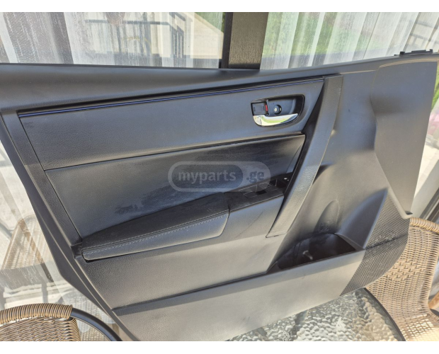 Kapı Döşemesi TOYOTA Corolla 2013-2019 Kapı Döşemesi TOYOTA Corolla 2013-2019