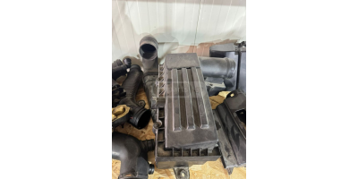 Hava Filtre Kutusu VOLKSWAGEN Passat 2011-2016