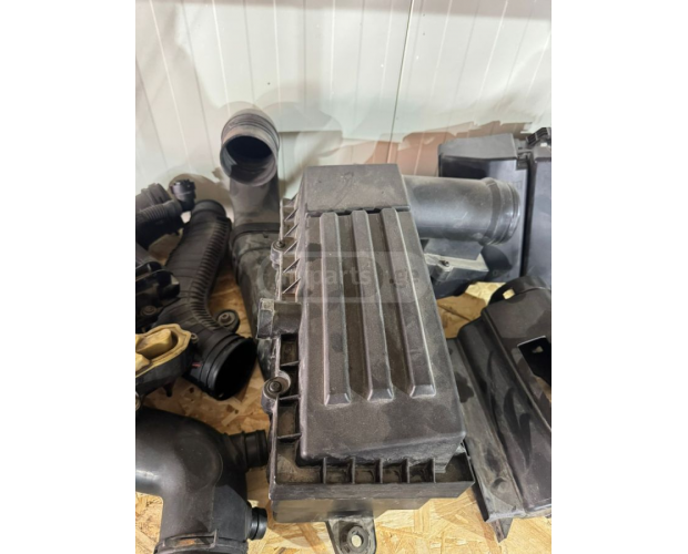 Hava Filtre Kutusu VOLKSWAGEN Passat 2011-2016