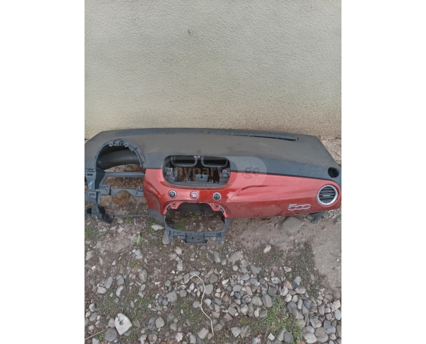 Göğüs (Torpido Paneli) FIAT 500 2011-2017