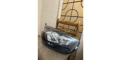 Ön Far FORD Transit Custom 2019 Ön Far FORD Transit Custom 2019