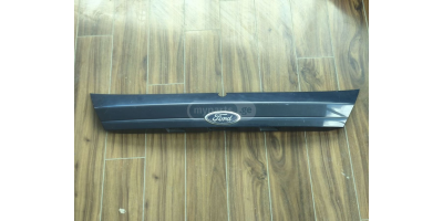 Bagaj Moldingi FORD Fiesta 2008-2017 Bagaj Moldingi FORD Fiesta 2008-2017