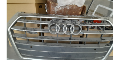 Ön Panjur AUDI Q7 2016-2019