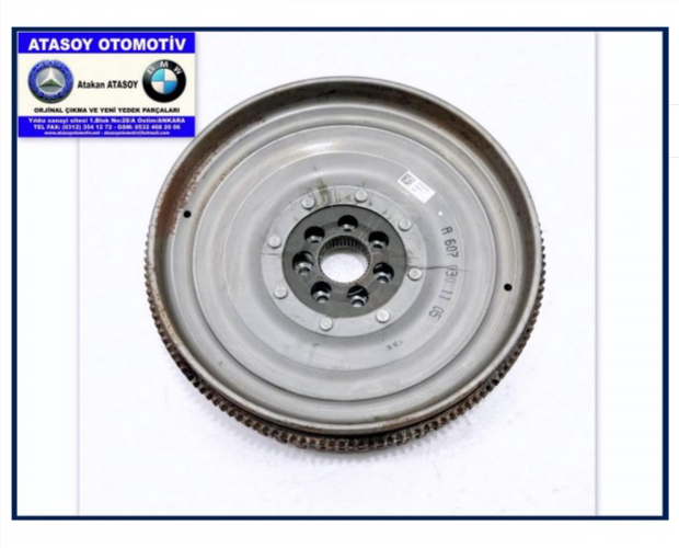 MERCEDES W176 A180CDI VOLANT 6070301105