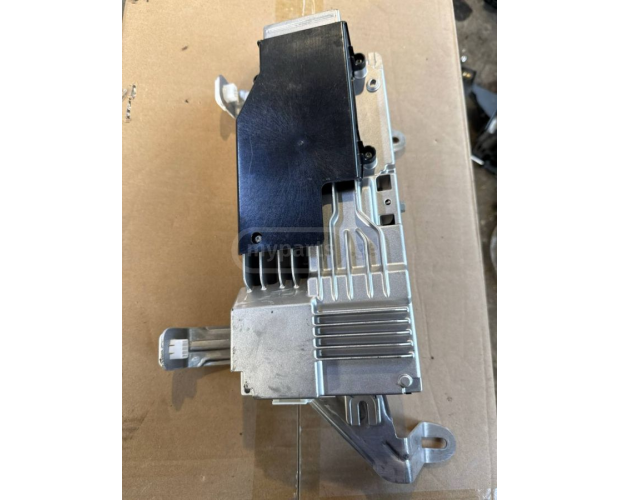 Amfi BMW M8 2019-2025 Amfi BMW M8 2019-2025